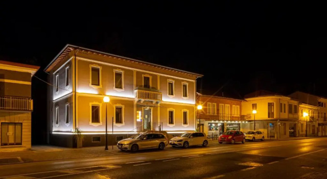 Ex-L, Book Hotel Hoteller i Friuli Venezia Giulia med parkering, Parkering