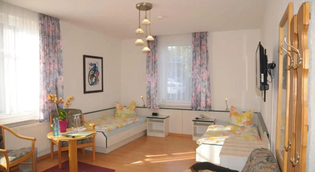 Aktiv Pension, Book Hotel 3-Star Hotels in Rennsteig, 3*