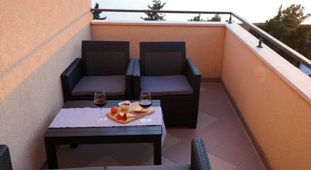 Номер Standard с балконом и с видом на закат Cvita apartments