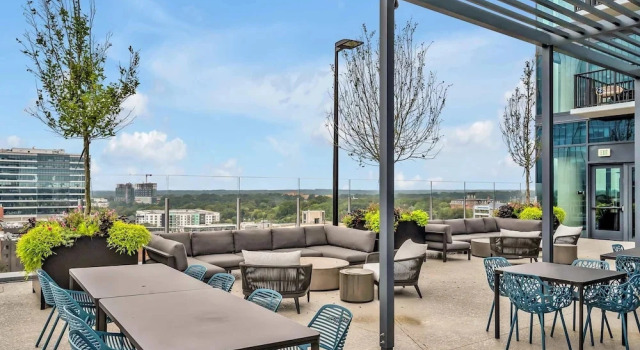 Коттедж High-rise Apt Raleigh Free Parking Sunset View 1