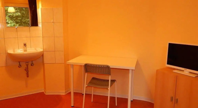 HOME at FRIENDS - City - Zu Hause bei Freunden, Забронировать Отель Дортмунд Ruhr area