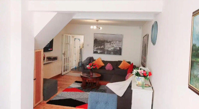 Alexandra Villa- Perfect For Longer Stays!!, Reserva ahora Apartamento Chatham Kent