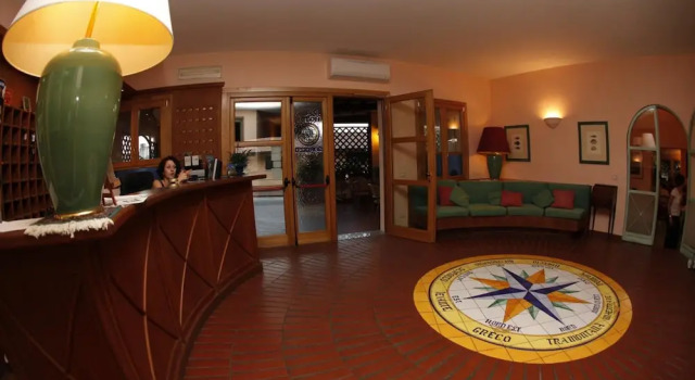 Hotel Lo Scirocco