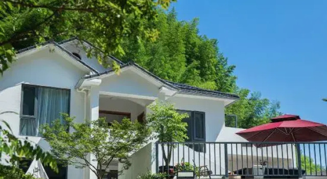 Anji Qingwei Wild Luxury Land Famliy Parent-child Holiday Homestay, Prenota Hotel Huzhou Zhejiang