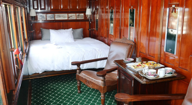 Santos Express Train Lodge - Hostel, Book Hostel / Vandrerhjem Hostels i Mossel, Hostel / Vandrerhjem