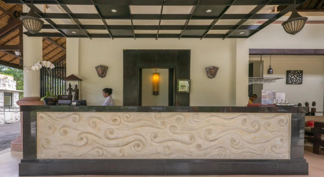 Villa Seminyak Estate & Spa, Rezerwuj Ośrodek wypoczynkowy Hotele w Badung z parkingiem, Parking