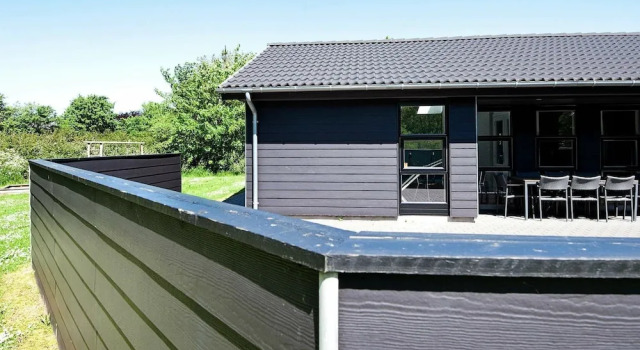 Exotic Holiday Home in Oksbøl With Sauna, Rezerwuj Hotel Oksbol Syddanmark