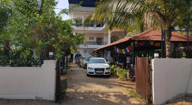 Кровать в общем номере Moustache Goa Cowork Hostel