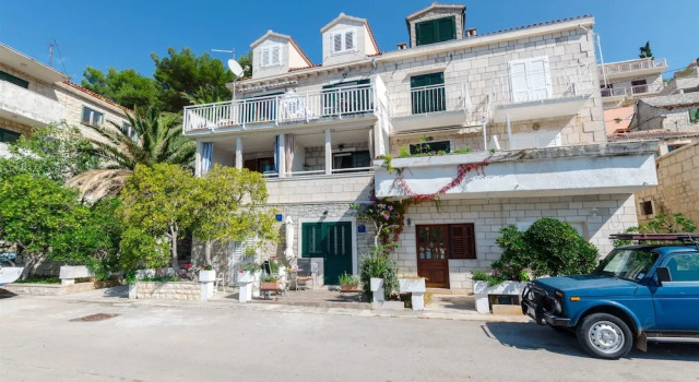 Apartments Djurdjica, Book Lejlighed Hoteller i Split Region med parkering, Parkering