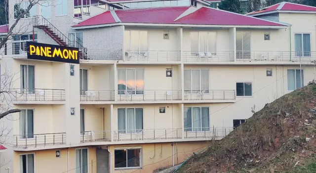 Pinemont Hotel, Varaa Hotelli Murree Punjab Region