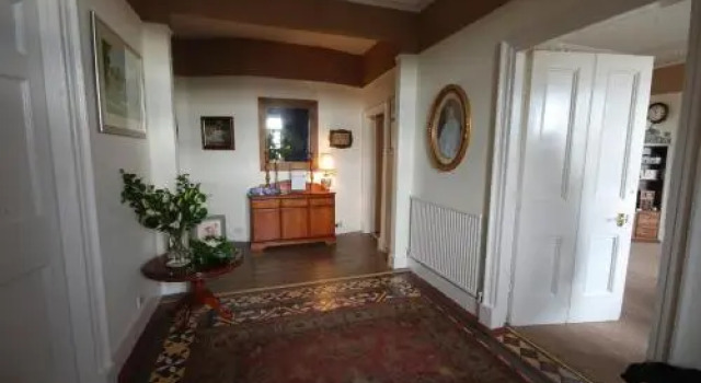 Gramarcy House, Забронировать Отель Отели Брихин с парковкой, Парковка
