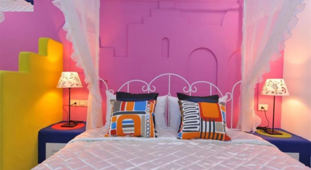 Kentingbay Bed and Breakfast-Color Palace, Забронировать Отель Кэньдин Хенгчун