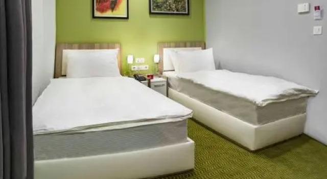 Central Hotel, Fitness and Spa