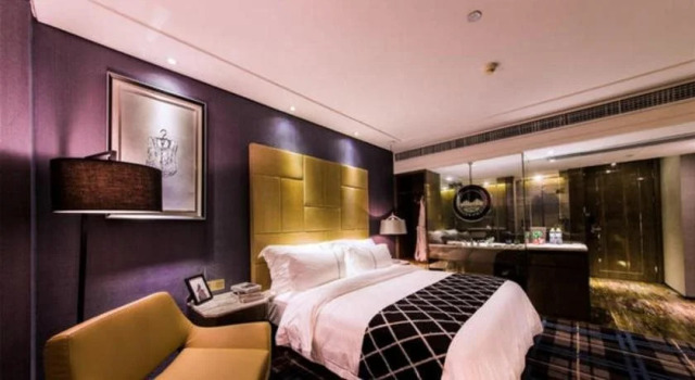 Boston International Hotel, Rezerwuj Hotel Hotele w Nanning z parkingiem, Parking
