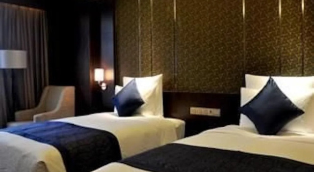 Ramada Plaza Chongqing Banan, Prenota Hotel Hotel a Chongqing con piscina, Piscina