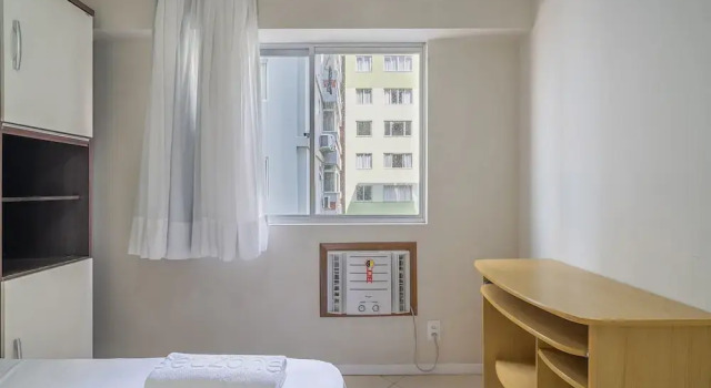 Апартаменты Apt w/ 1 Bedroom 100m fr Praia Central BC - Edg403