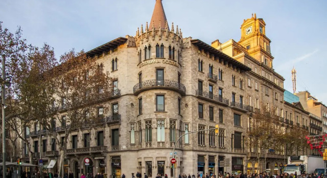Victoria City Center 1 Downtown Luxury Duplex