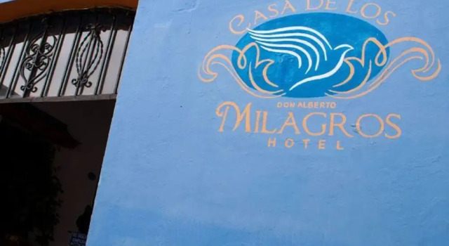 Casa De Los Milagros, Забронировать Отель Отели Текискиапан с бассейном, Бассейн