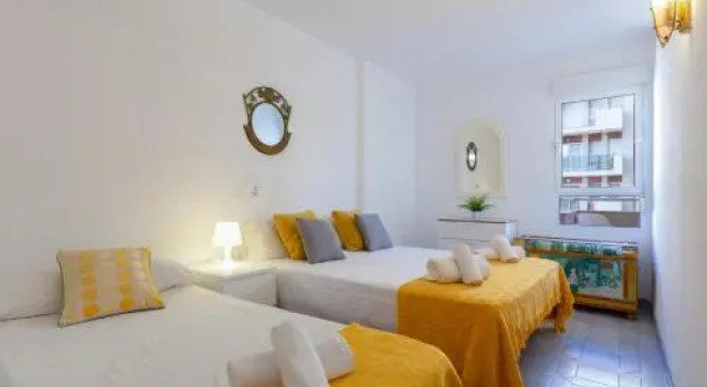Apartamentos DC, Забронировать Апартаменты/квартира Апартаменты Бенальмадена, рядом с Индуистский храм, Апартаменты/квартира