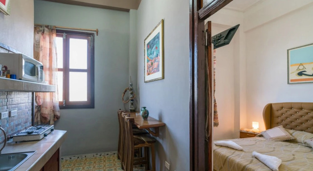 Aparthotel Casa Particular Malecon, Забронировать Отель Отели Гаваны с парковкой, Парковка