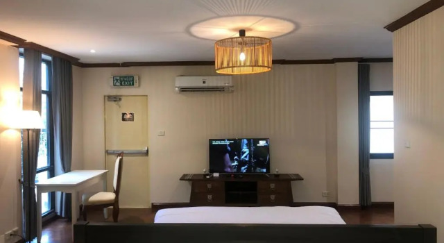 Апартаменты Standard NT Place Sukhumvit Suites