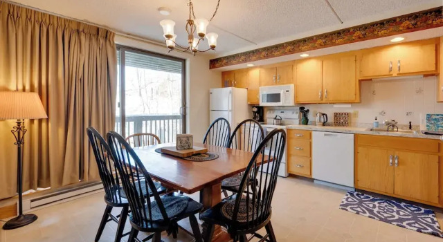 Апартаменты Close to Smuggs Lifts! Cozy Mountain-view Condo