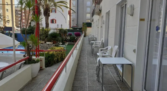 Апартаменты c 1 комнатой с балконом и с красивым видом из окна Apartaments Mar Blau Calella