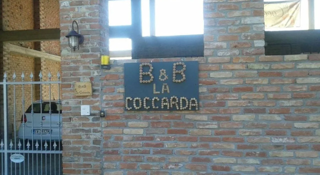 B&B La Coccarda, Забронировать Отель «постель и завтрак» Отели Пьемонта с бассейном, Бассейн