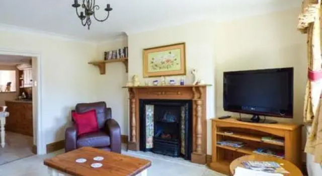 Cassie's Cottage, Book Feriehus Sommerhuse i Heacham, Hytte