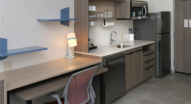 Четырёхместный люкс Home2 Suites By Hilton Lima