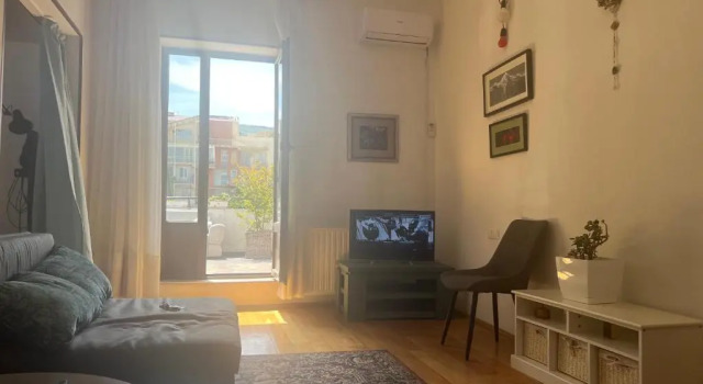 Apartment Garden, Забронировать Апартаменты/квартира Вера Тбилиси, рядом с Концертный зал Тбилиси