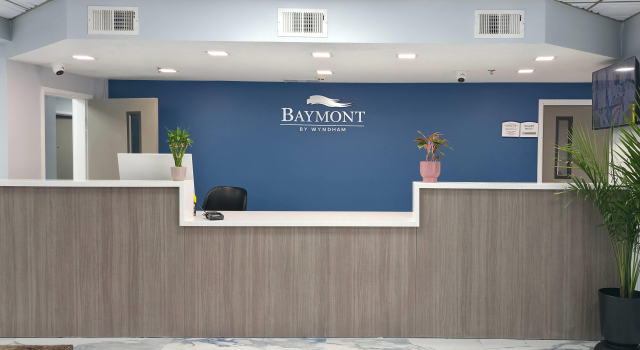 Baymont by Wyndham Louisville Southwest, จอง โรงแรม ลุยส์วิลล์ Louisville Metropolitan Area