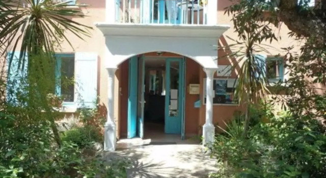 Maison Familiale Lou Riou, Забронировать Отель Сен-Тропе Сен-Тропе залива, рядом с Plage de la Moutte