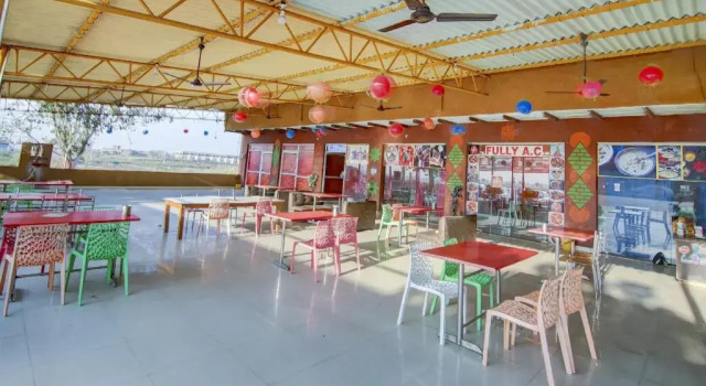 Raj Guest House by OYO Rooms