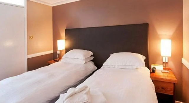 Bull Hotel, Rezervovat Hotel Long Melford Dedham Vale