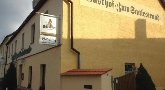 Gasthof & Pension Zum Saalestrand, Prenota Affittacamere Hotel a Garz con parcheggio, Parcheggio