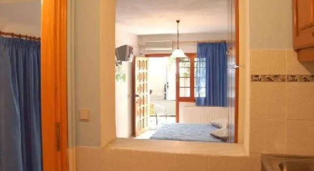 Студия Ilias Studios - Rooms