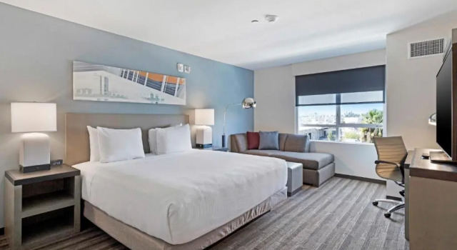Двухместный номер Den Guest Hyatt House LA - University Medical Center