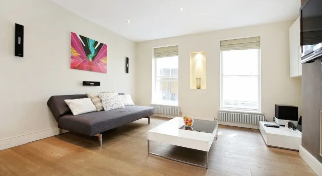 Private Apartment - Trafalgar Square - Piccadilly Circus, Забронировать Апартаменты/квартира Вестминстер Лондон, рядом с Театр «Принц Эдуард»