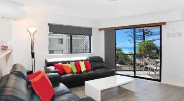 Unit 4 The Rocks 1746 David Low Way Coolum Beach 500 Bond, Prenota Hotel Hotel a Queensland con parcheggio, Parcheggio