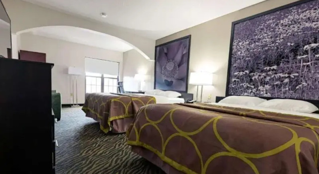 Четырёхместный номер Standard Super 8 by Wyndham High Point/Greensboro