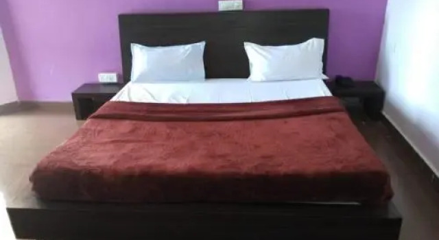 Vamoose Rupmati Mandu Hotel