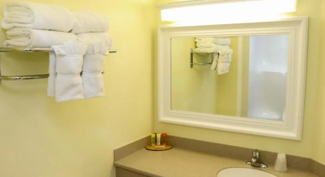 Люкс Deluxe Jupiter Waterfront Inn