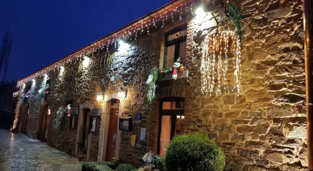 Hostellerie Relais de lOurthe, Забронировать Отель Ла-Рош-ан-Арден 