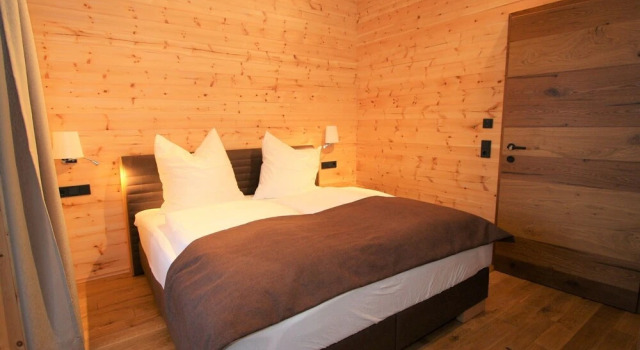 Gorgeous Chalet in Niedernsill with Garden