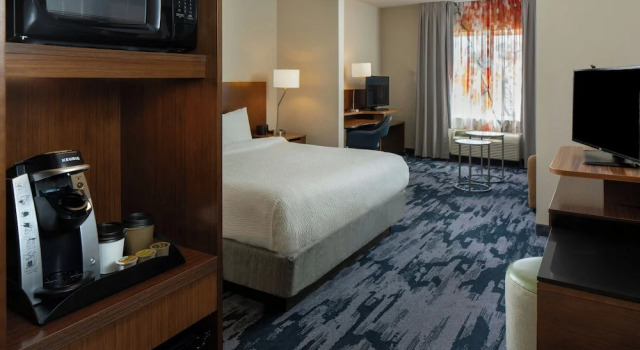 Двухместный люкс Fairfield Inn & Suites by Marriott Cut Off-Galliano
