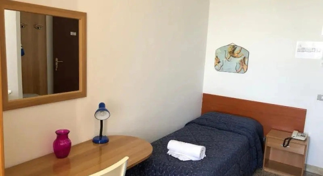 Трёхместный номер Standard Hotel Villa San Giovanni
