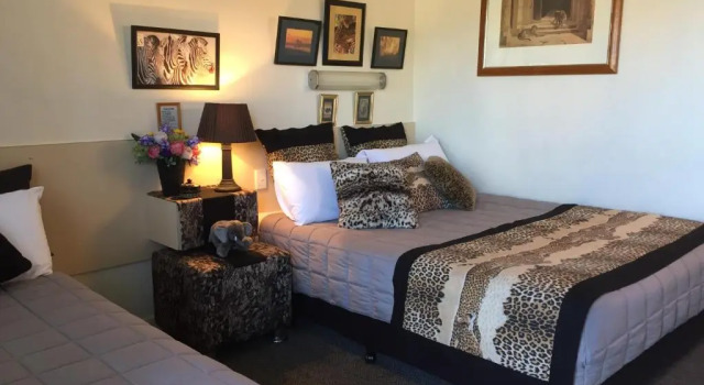 Семейный номер Standard Airport Riverview Motel