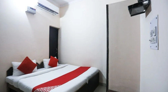 Mugdal Rishi Dham by OYO Rooms