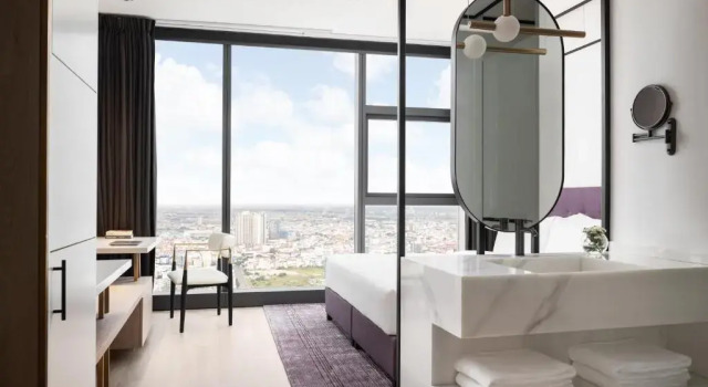 Номер Premier с 3 комнатами Citadines Flatiron Phnom Penh
